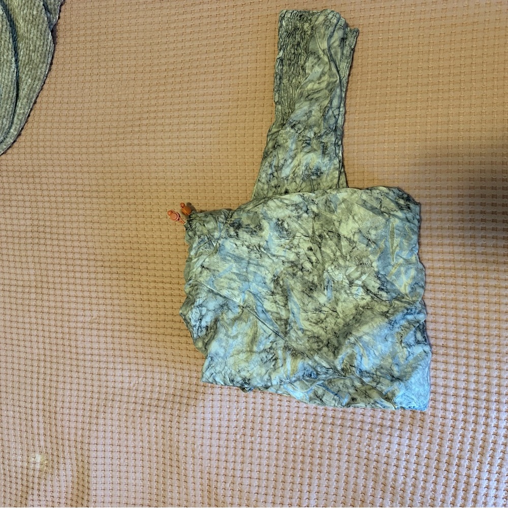 Brooks Running Marble Patterned Running Windbreak… - image 2